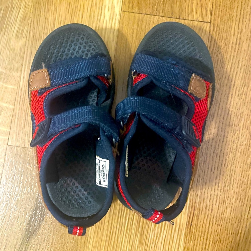 Toddler sandals OshKosh